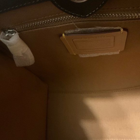 Coach Field Tote 22 NWT! - Picture 8 of 11